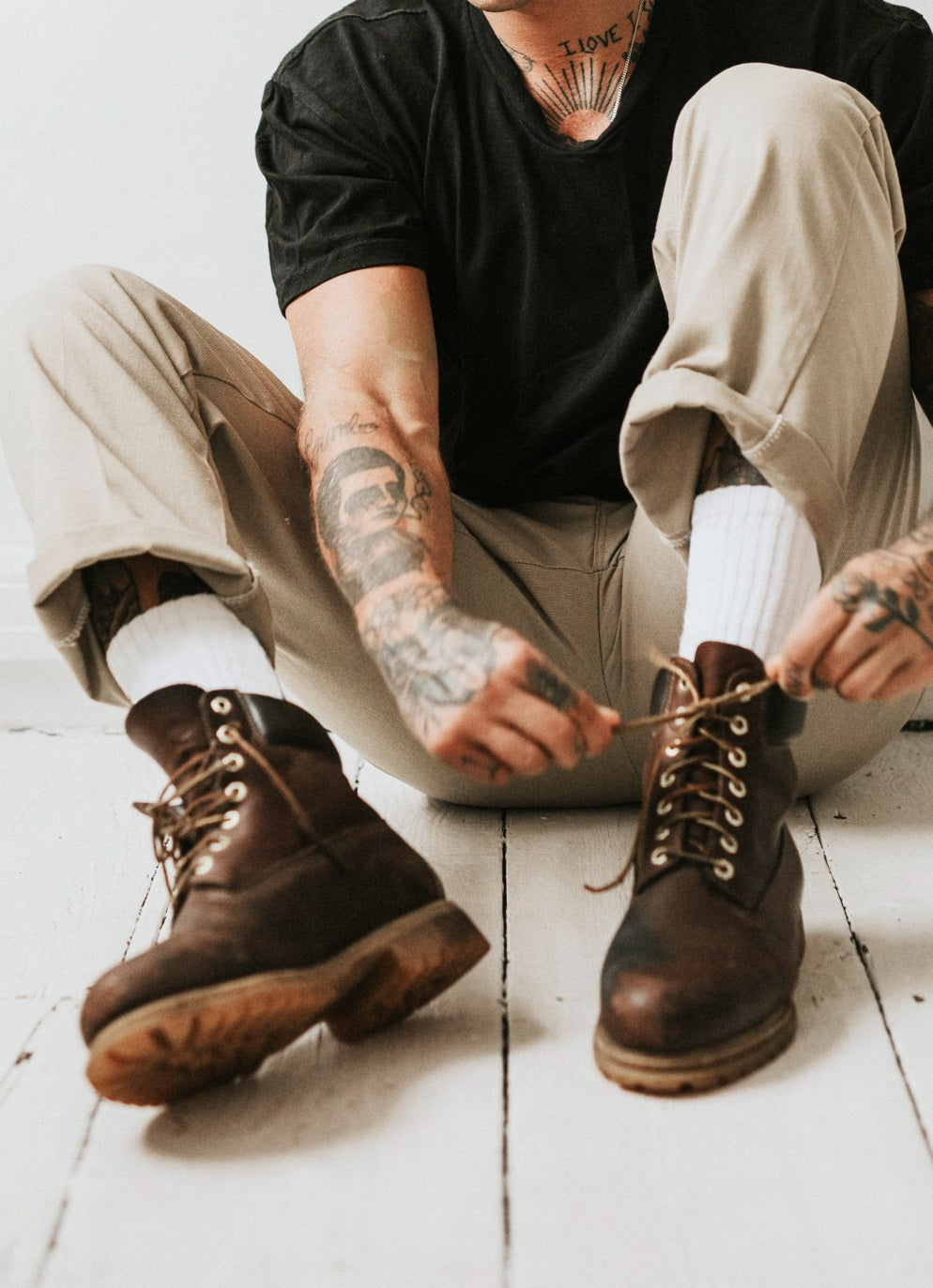 What Color Of Socks With Brown Shoes? | Sierra Socks What Color Of Socks With Brown Shoes? | Sierra Socks