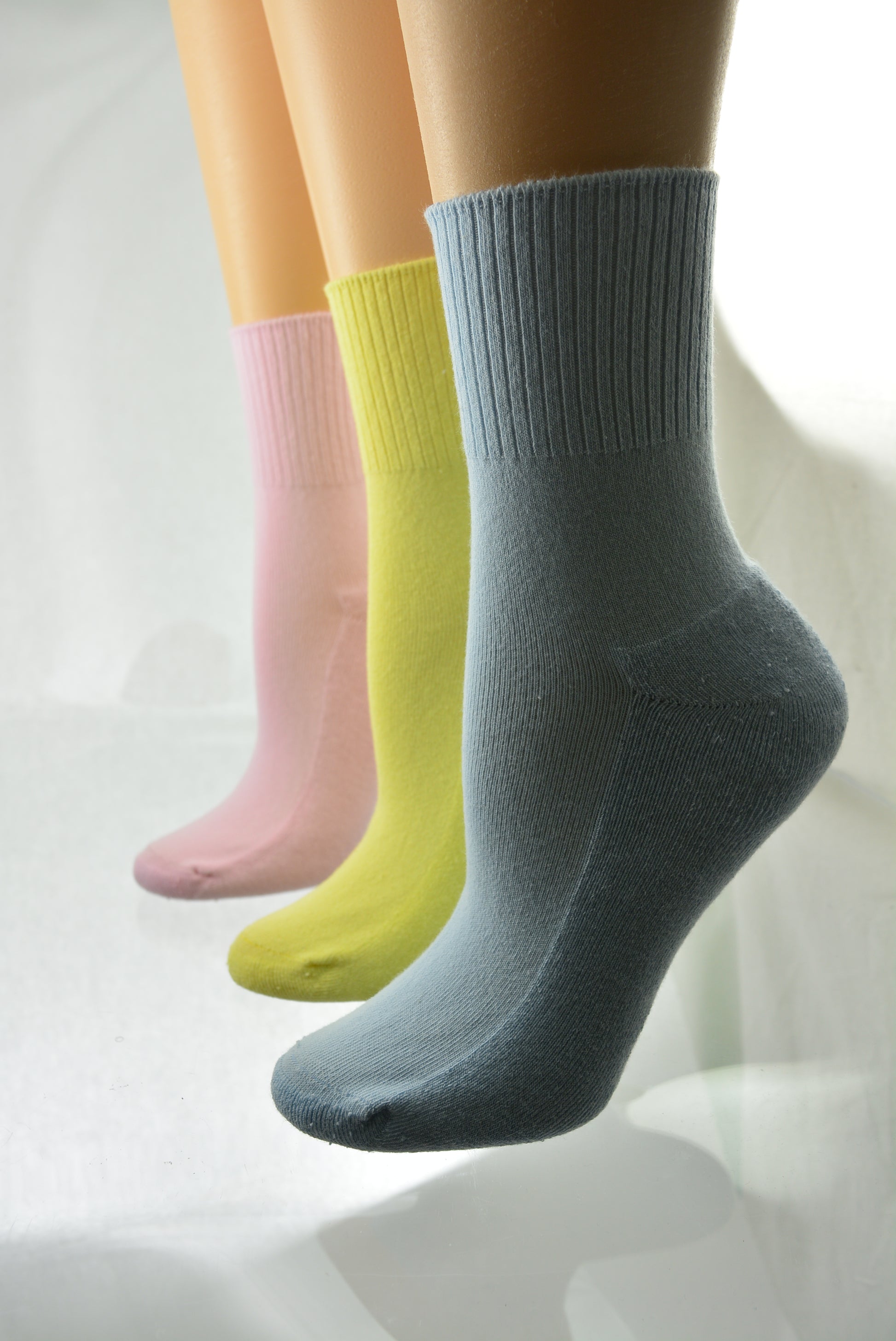 Cable Pattern Crew Rayon 3 pair pack Socks