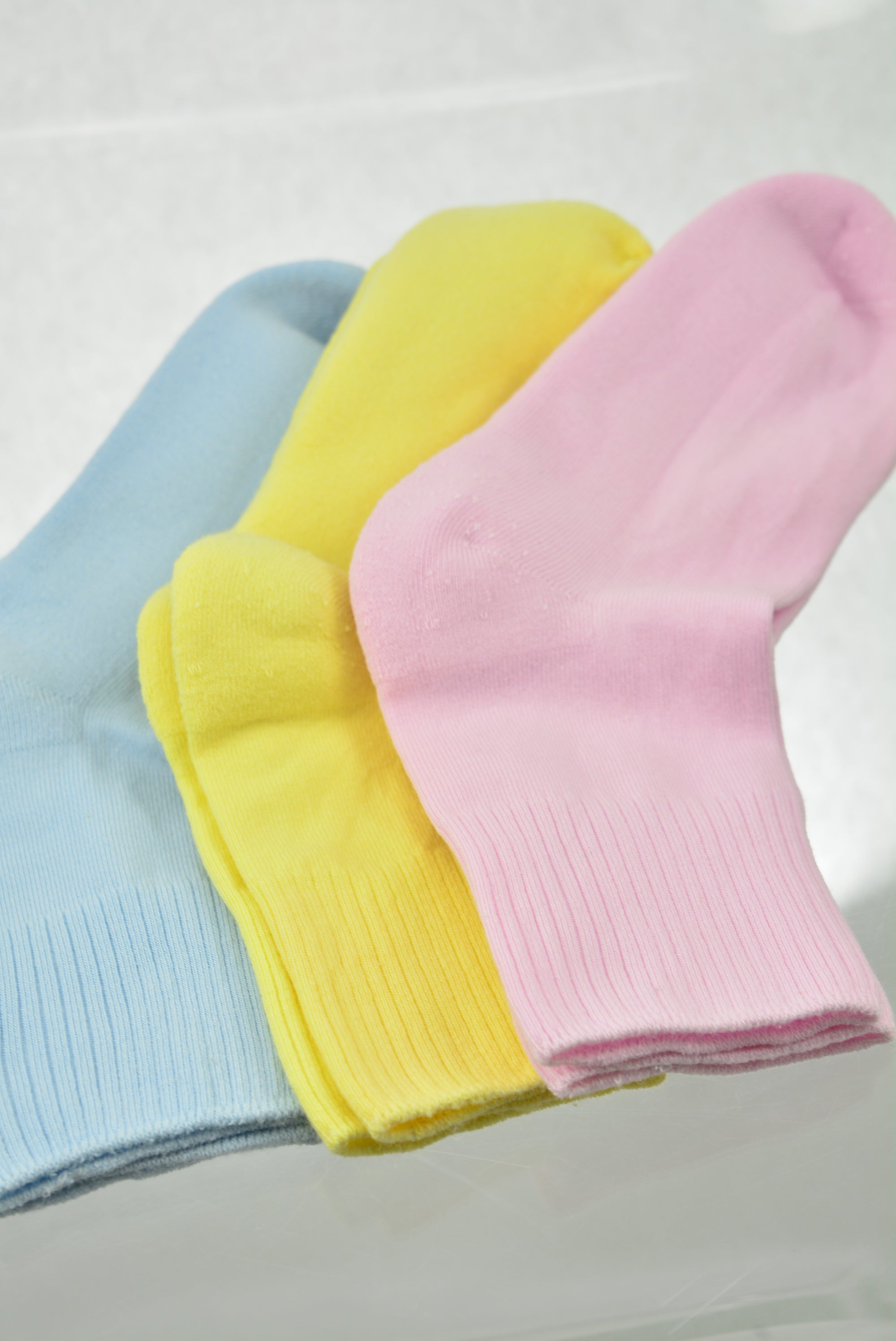 Cable Pattern Crew Rayon 3 pair pack Socks