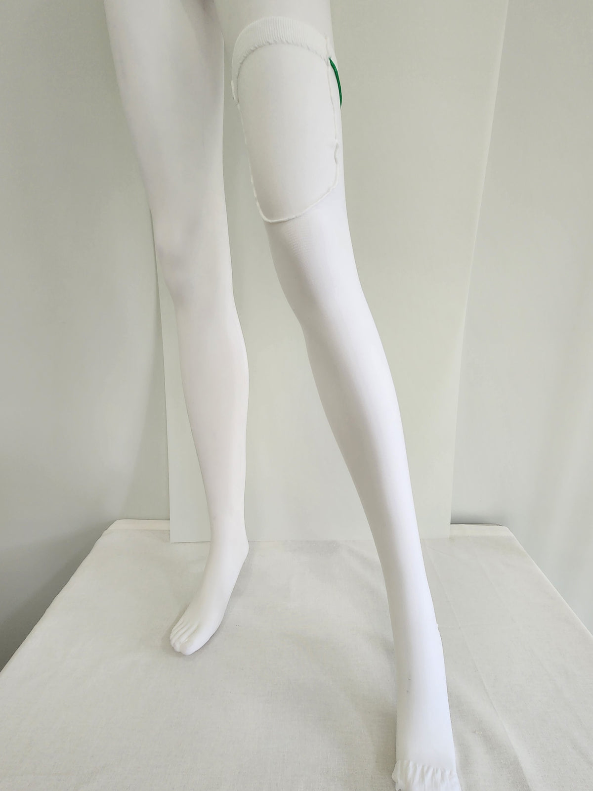 Moderate Support Compression Anti-Embolism Closed Toe Thigh High 15-20 mmHg Stocking