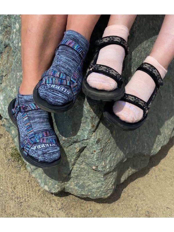 Ankle-Hi Socks with Heel 