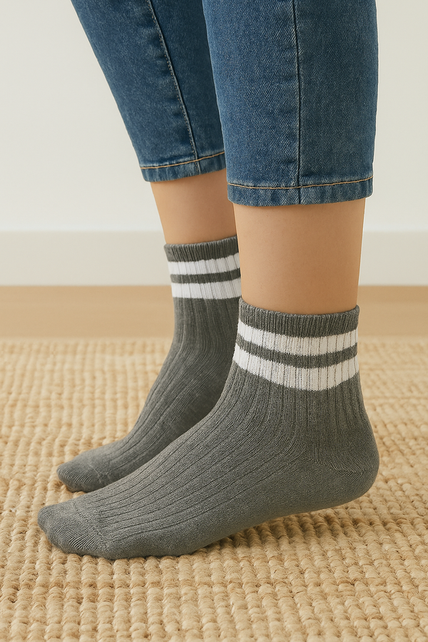 Women's Rayon Quarter Hi Performance Ankle Socks Striped Fun and Sporty Socks for Girls, Women and Teens